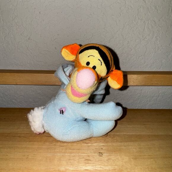 Fisher-Price Other - Disney Fisher Price Mattel 2002 Tigger in Bunny Suit Easter Basket Hugger